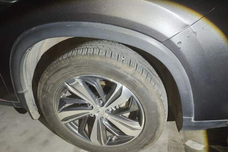 Used CHANGAN CS75 PLUS 2020 1.5T Automatic Luxury Version Right Front Wheel Hub