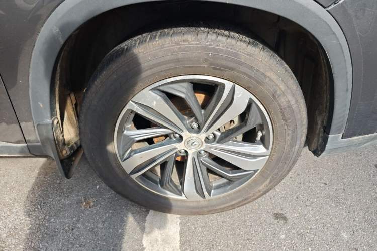 Used CHANGAN CS75 PLUS 2020 1.5T Automatic Luxury Version Right Front Wheel Hub