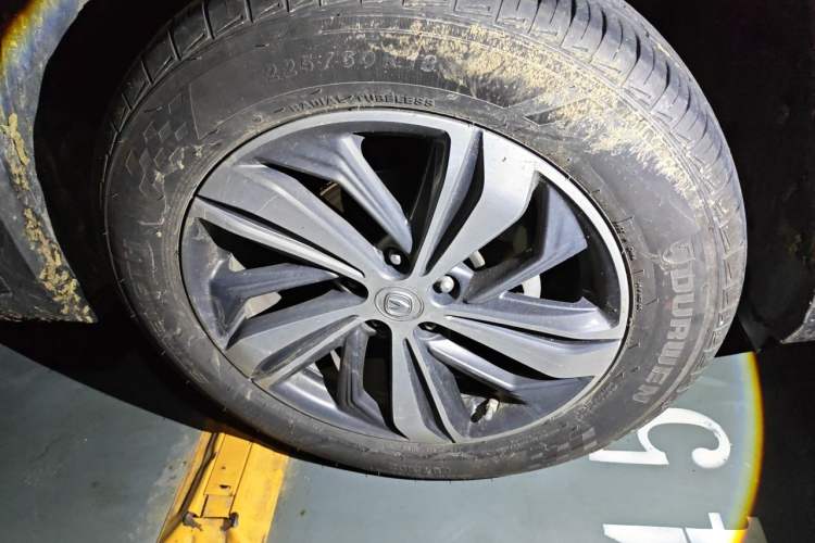 Used CHANGAN CS75 PLUS 2020 1.5T Automatic Prestige Edition Right Front Wheel Hub