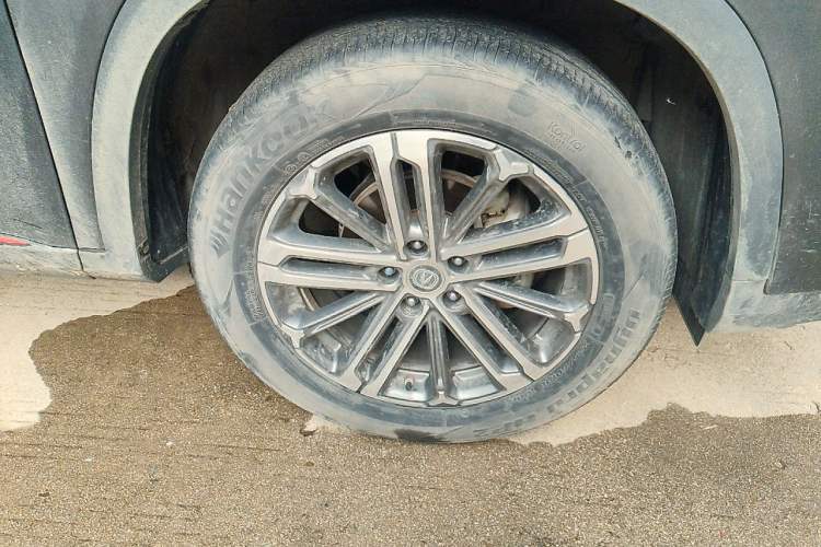 Used CHANGAN CS75 PLUS 2020 1.5T Automatic Prestige Edition Right Front Wheel Hub