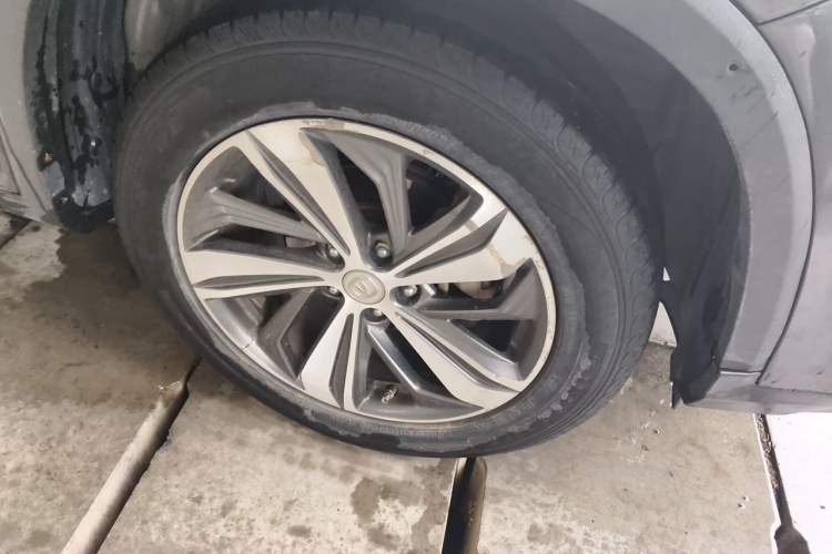 Used CHANGAN CS75 PLUS 2020 1.5T Automatic Prestige Edition Right Front Wheel Hub