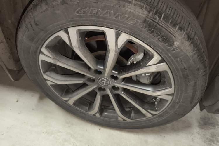 Used CHANGAN CS75 PLUS 2020 2.0T Automatic Pilot Version Right Front Wheel Hub