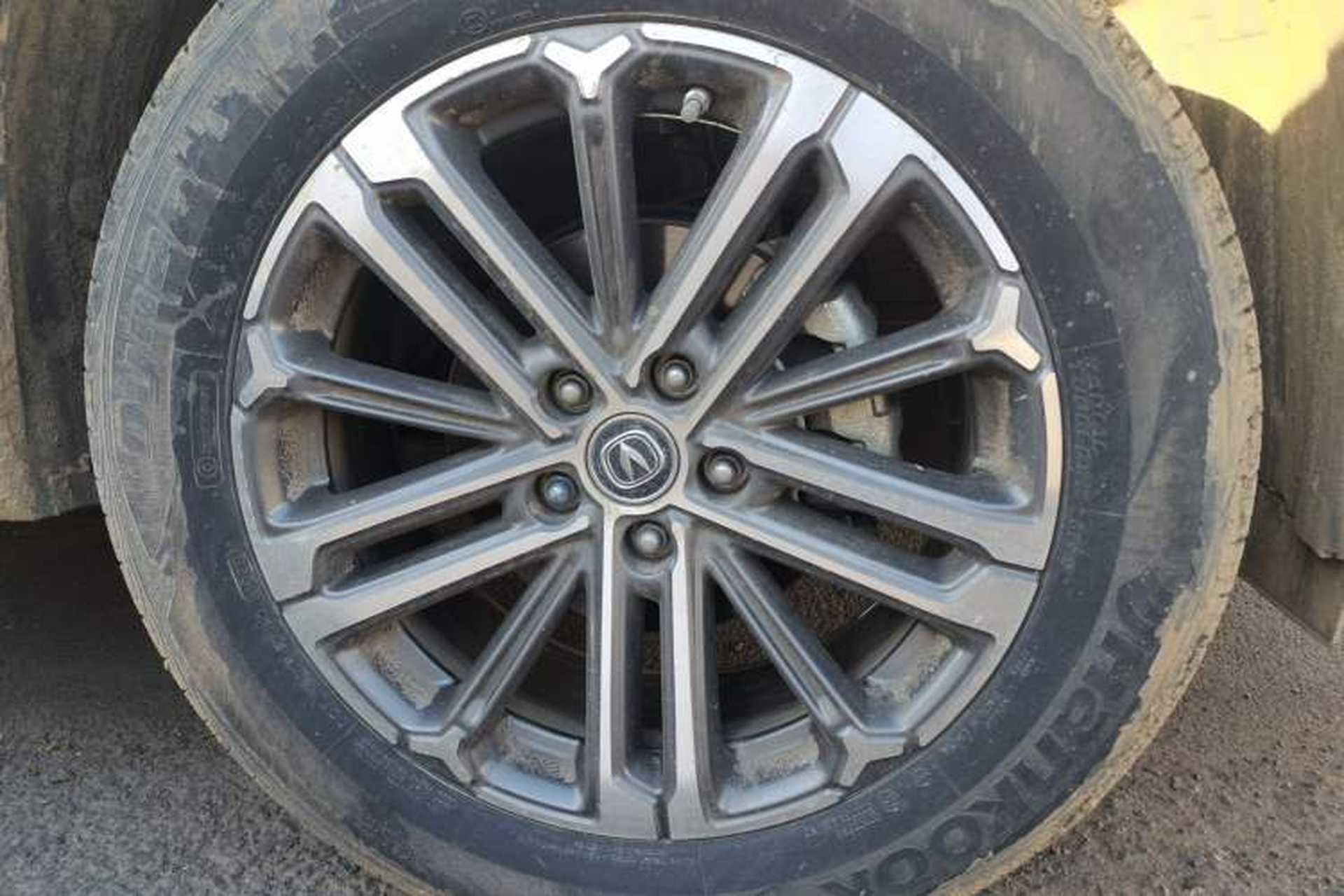 Used CHANGAN CS75 PLUS 2020 1.5T Automatic Luxury Version Right Front Wheel Hub