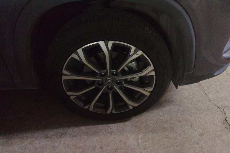Used CHANGAN CS75 PLUS 2020 2.0T Automatic Flagship Edition Right Front Wheel Hub