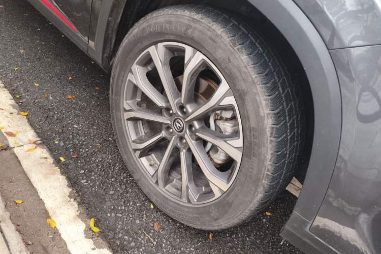 Used CHANGAN CS75 PLUS 2020 2.0T Automatic Pilot Version Right Front Wheel Hub
