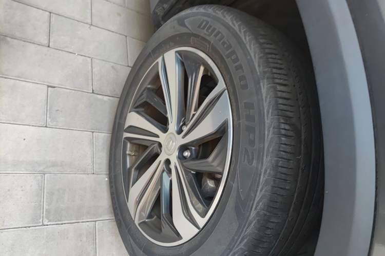 Used CHANGAN CS75 PLUS 2020 1.5T Automatic Prestige Edition Right Front Wheel Hub