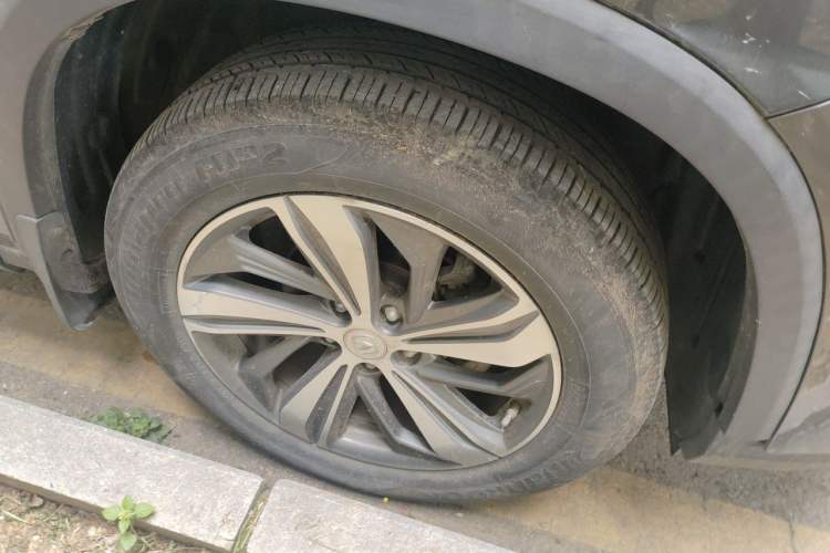 Used CHANGAN CS75 PLUS 2020 1.5T Automatic Prestige Edition Right Front Wheel Hub