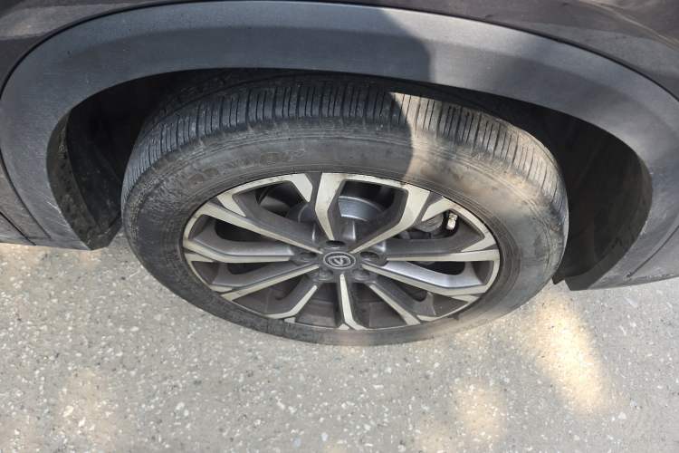 Used CHANGAN CS75 PLUS 2020 2.0T Automatic Pilot Version Right Front Wheel Hub