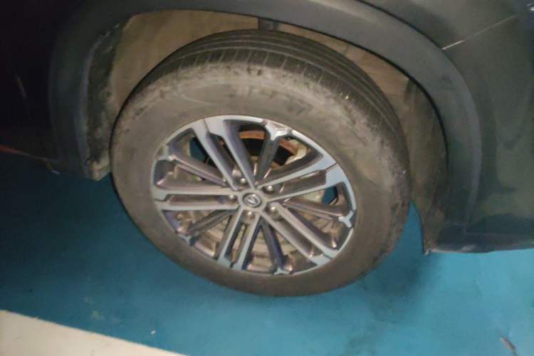 Used CHANGAN CS75 PLUS 2020 1.5T Automatic Prestige Edition Right Front Wheel Hub