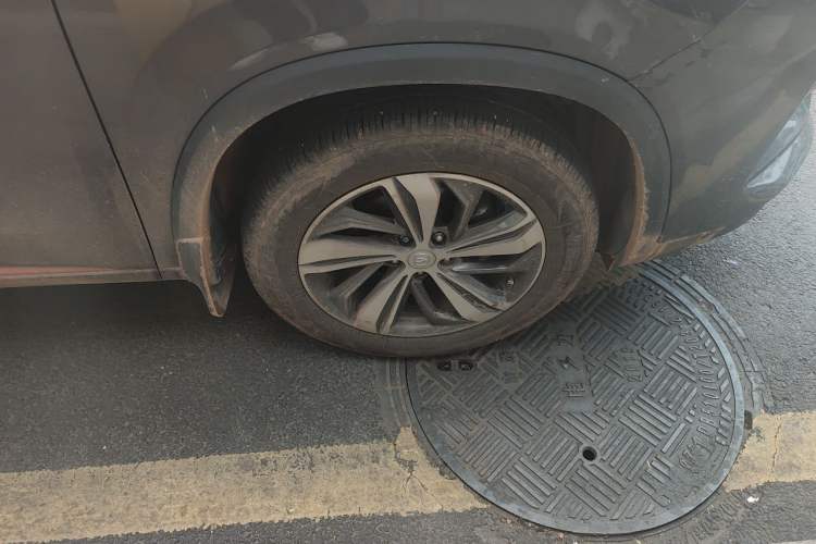 Used CHANGAN CS75 PLUS 2020 1.5T Automatic Prestige Edition Right Front Wheel Hub