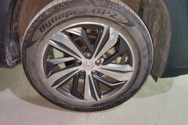 Used CHANGAN CS75 PLUS 2020 1.5T Automatic Prestige Edition Right Front Wheel Hub