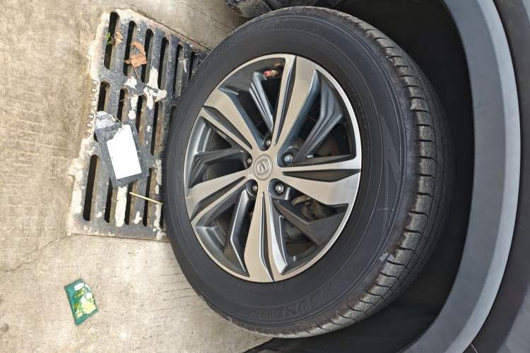 Used CHANGAN CS75 PLUS 2020 1.5T Automatic Luxury Version Right Front Wheel Hub
