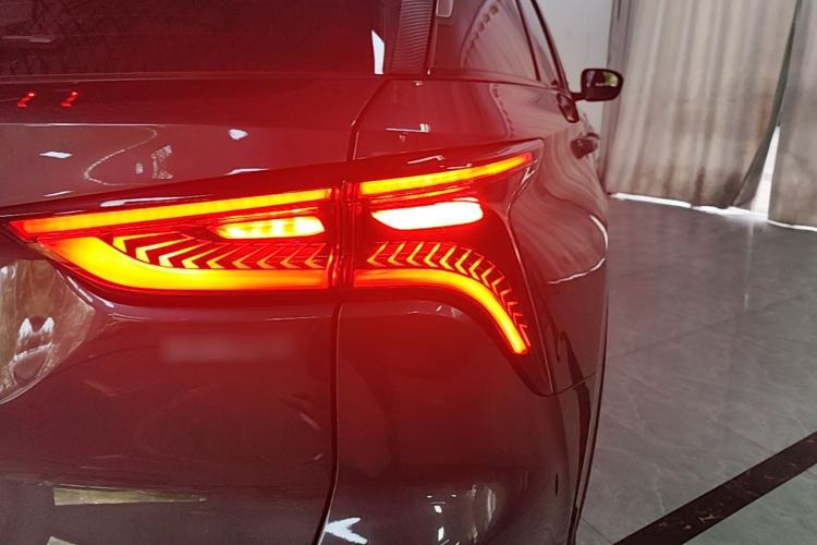 Used CHANGAN CS75 PLUS 2020 1.5T Automatic Luxury Version Right Rear Taillight