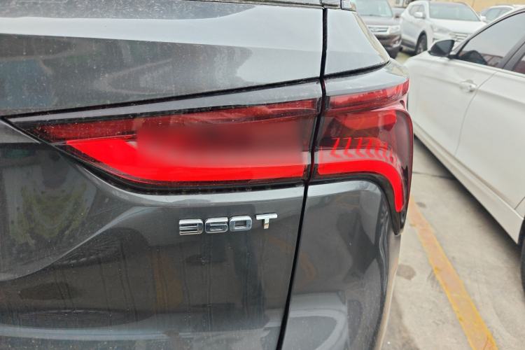 Used CHANGAN CS75 PLUS 2020 2.0T Automatic Flagship Edition Right Rear Taillight