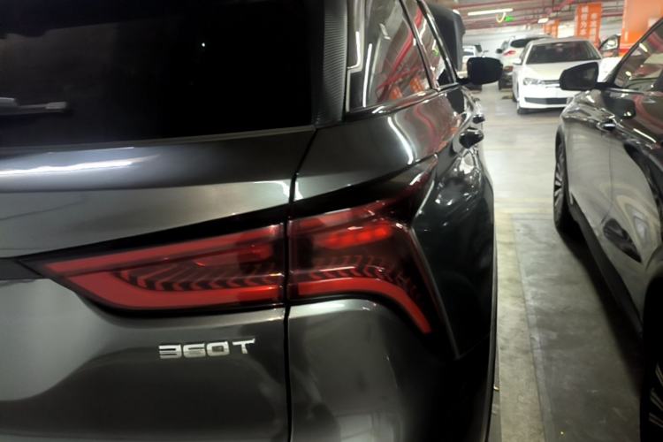 Used CHANGAN CS75 PLUS 2020 2.0T Automatic Flagship Edition Right Rear Taillight