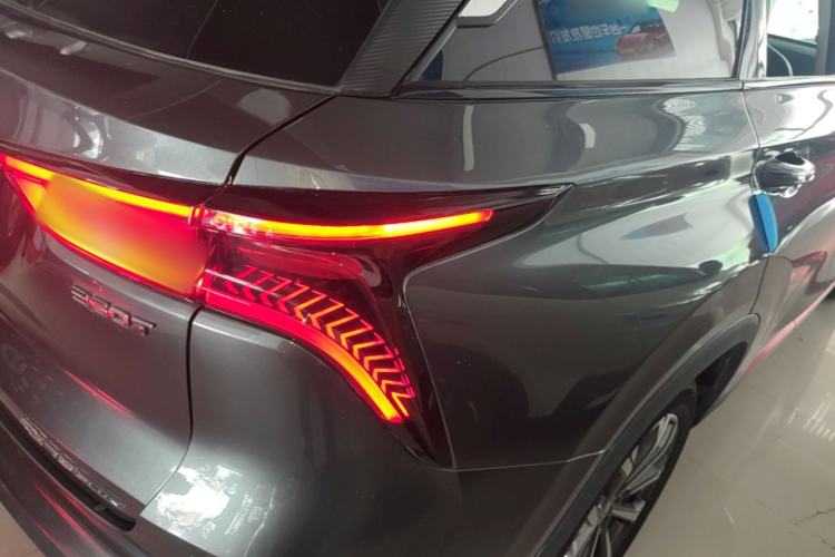 Used CHANGAN CS75 PLUS 2020 2.0T Automatic Flagship Edition Right Rear Taillight