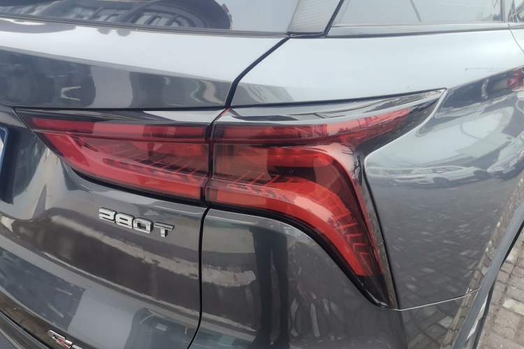 Used CHANGAN CS75 PLUS 2020 1.5T Automatic Prestige Edition Right Rear Taillight