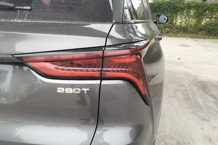 Used CHANGAN CS75 PLUS 2020 1.5T Automatic Prestige Edition Right Rear Taillight