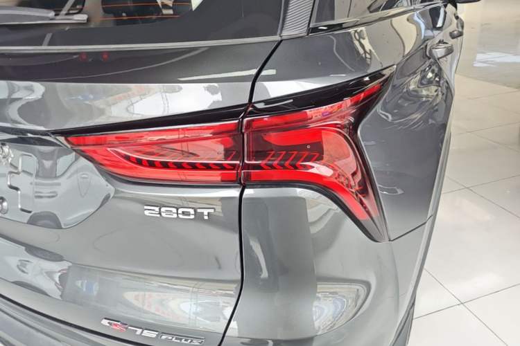 Used CHANGAN CS75 PLUS 2020 1.5T Automatic Luxury Version Right Rear Taillight
