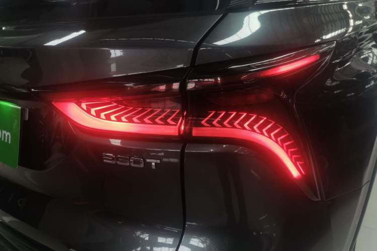 Used CHANGAN CS75 PLUS 2020 2.0T Automatic Pilot Version Right Rear Taillight