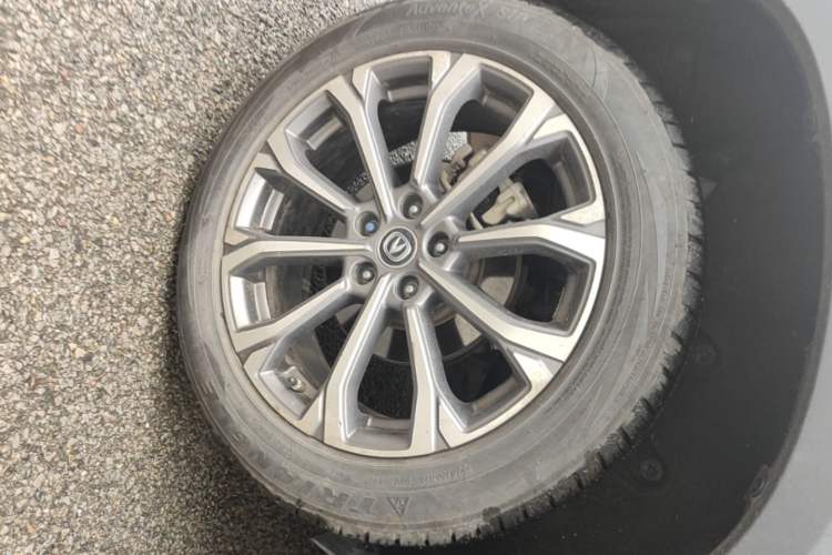 Used CHANGAN CS75 PLUS 2020 2.0T Automatic Pilot Version Right Rear Wheel Hub