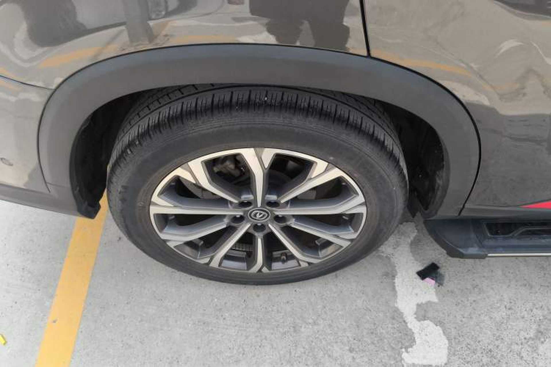 Used CHANGAN CS75 PLUS 2020 2.0T Automatic Flagship Edition Right Rear Wheel Hub