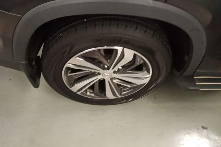 Used CHANGAN CS75 PLUS 2020 1.5T Automatic Luxury Version Right Rear Wheel Hub