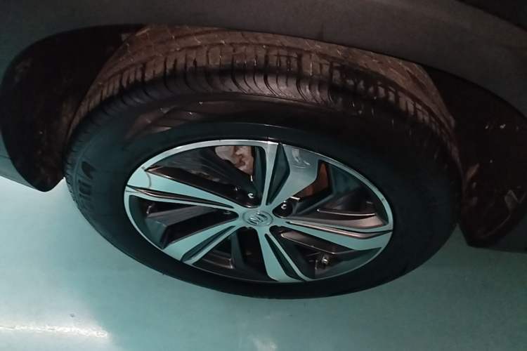 Used CHANGAN CS75 PLUS 2020 1.5T Automatic Luxury Version Right Rear Wheel Hub