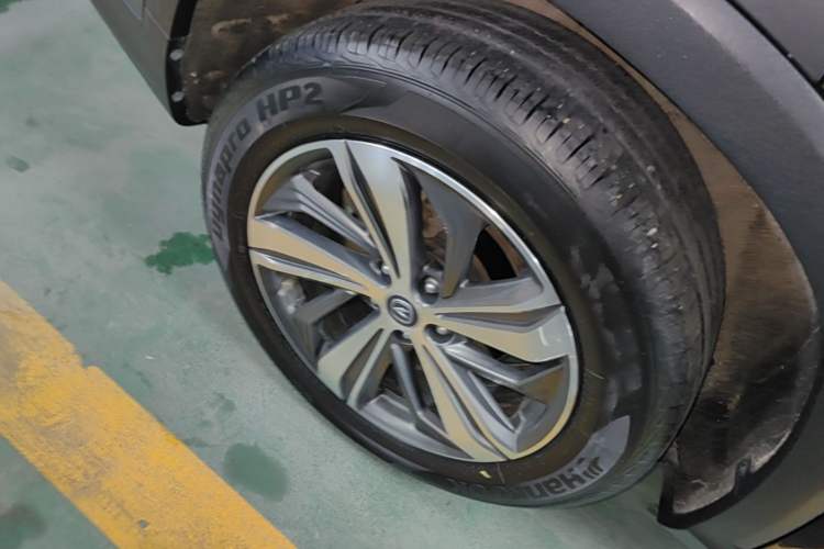 Used CHANGAN CS75 PLUS 2020 1.5T Automatic Luxury Version Right Rear Wheel Hub