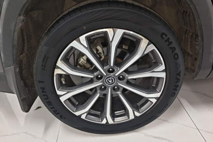 Used CHANGAN CS75 PLUS 2020 2.0T Automatic Flagship Edition Right Rear Wheel Hub