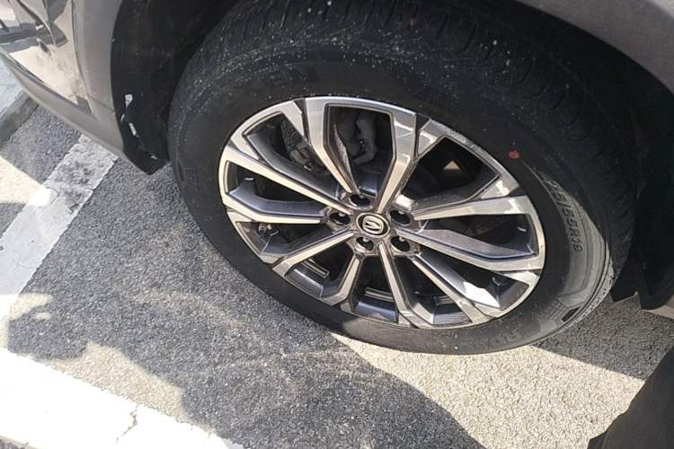 Used CHANGAN CS75 PLUS 2020 2.0T Automatic Flagship Edition Right Rear Wheel Hub