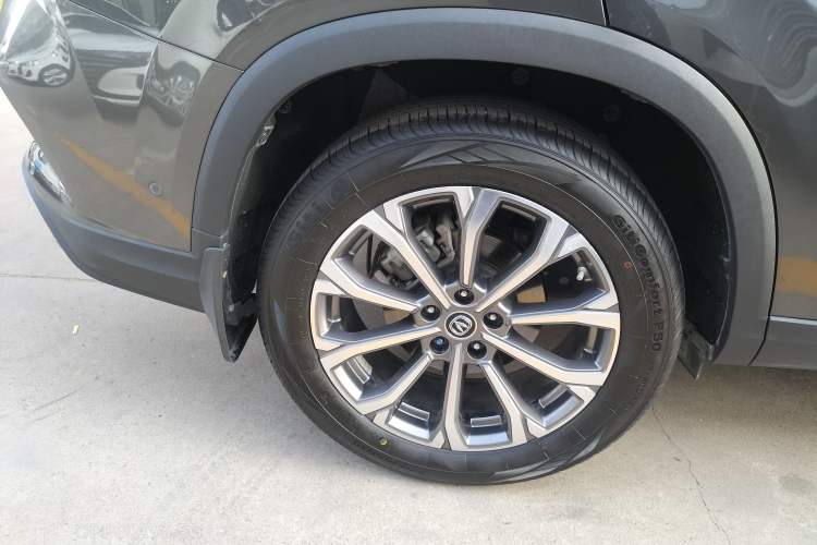 Used CHANGAN CS75 PLUS 2020 2.0T Automatic Flagship Edition Right Rear Wheel Hub