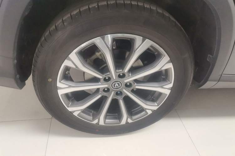 Used CHANGAN CS75 PLUS 2020 2.0T Automatic Pilot Version Right Rear Wheel Hub