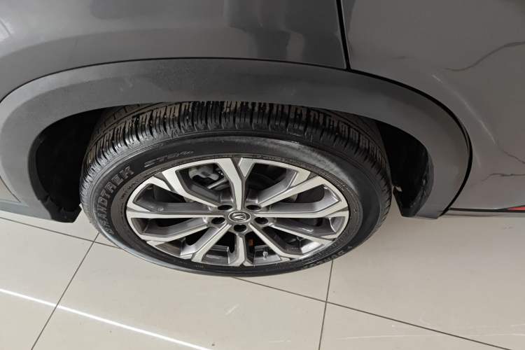 Used CHANGAN CS75 PLUS 2020 2.0T Automatic Flagship Edition Right Rear Wheel Hub