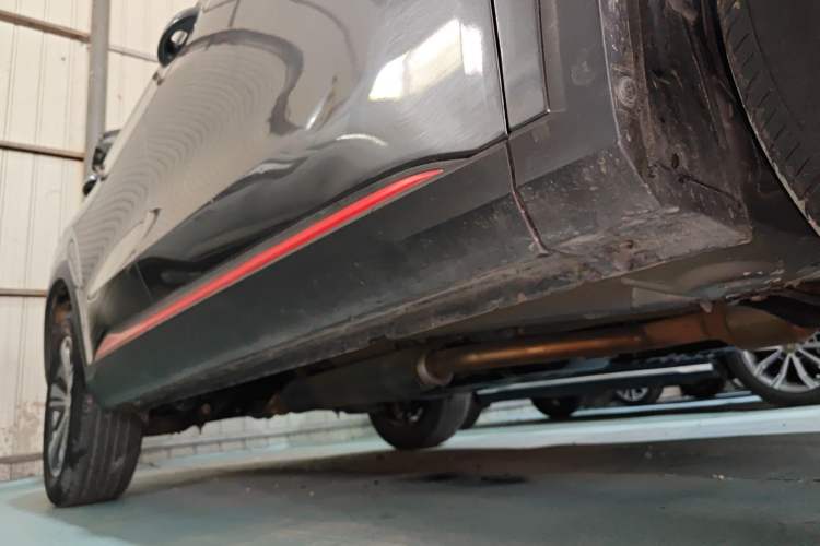Used CHANGAN CS75 PLUS 2020 1.5T Automatic Luxury Version Right Side Sill