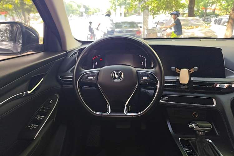 Used CHANGAN CS75 PLUS 2020 1.5T Automatic Luxury Version Steering Wheel