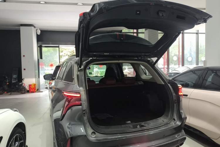 Used CHANGAN CS75 PLUS 2020 2.0T Automatic Pilot Version Trunk