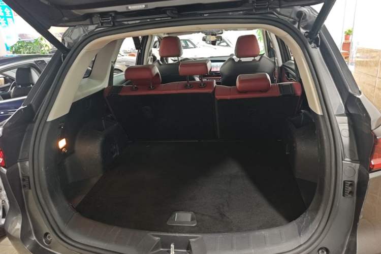 Used CHANGAN CS75 PLUS 2020 1.5T Automatic Prestige Edition Trunk