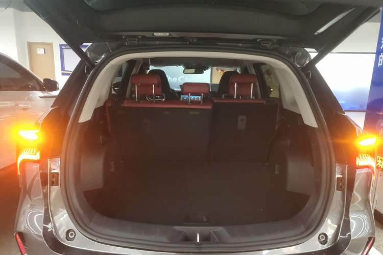 Used CHANGAN CS75 PLUS 2020 2.0T Automatic Flagship Edition Trunk