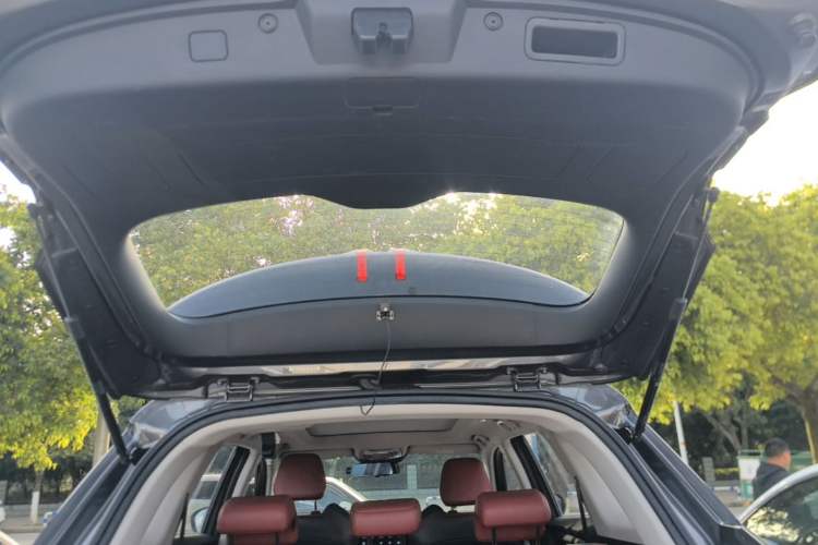 Used CHANGAN CS75 PLUS 2020 1.5T Automatic Luxury Version Trunk