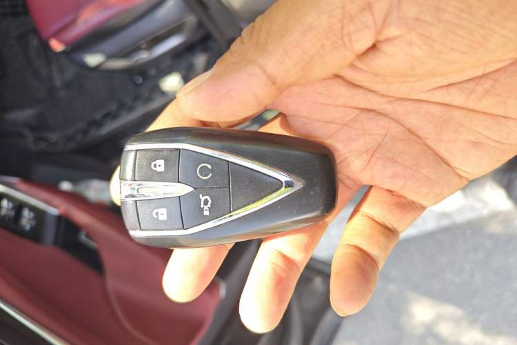 Used CHANGAN CS75 PLUS 2020 1.5T Automatic Luxury Version Vehicle Key
