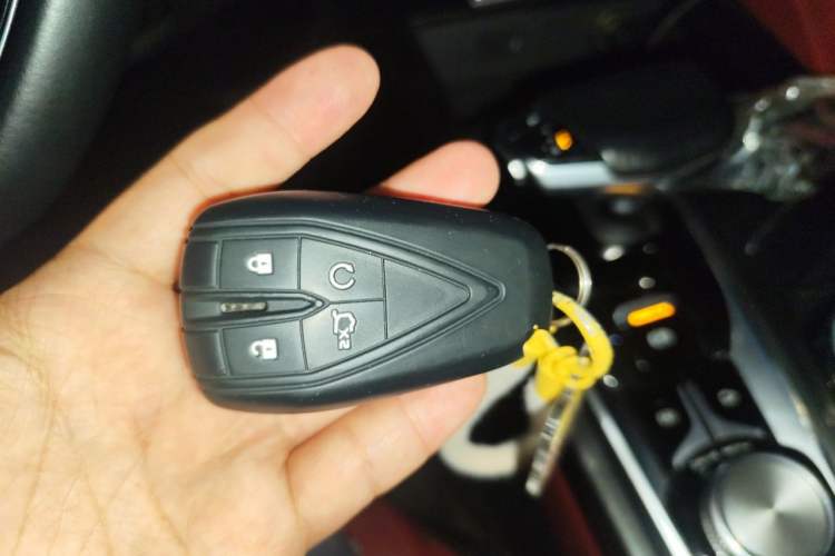 Used CHANGAN CS75 PLUS 2020 2.0T Automatic Pilot Version Vehicle Key