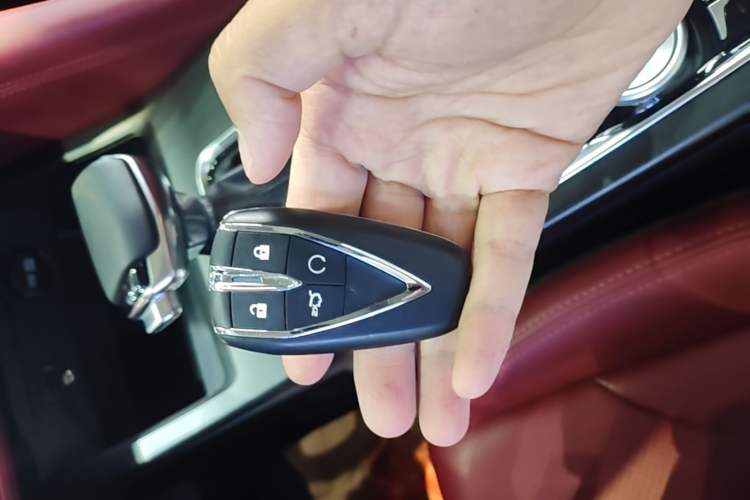 Used CHANGAN CS75 PLUS 2020 1.5T Automatic Luxury Version Vehicle Key