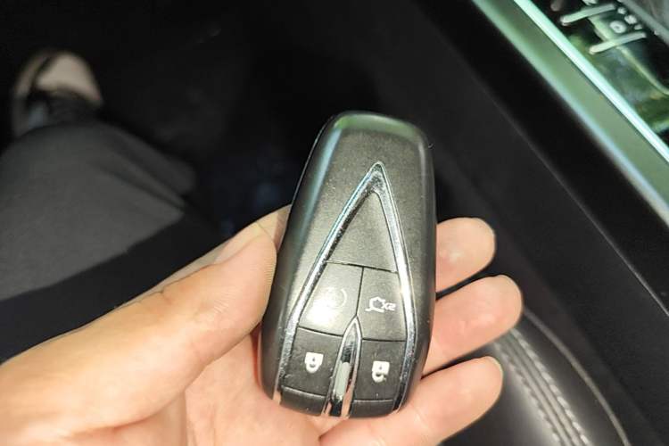 Used CHANGAN CS75 PLUS 2020 1.5T Automatic Luxury Version Vehicle Key