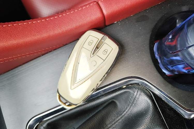 Used CHANGAN CS75 PLUS 2020 1.5T Automatic Luxury Version Vehicle Key