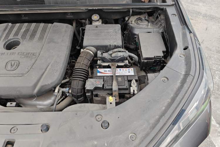 Used CHANGAN CS75 PLUS 2020 1.5T Automatic Luxury Version Engine Bay Left