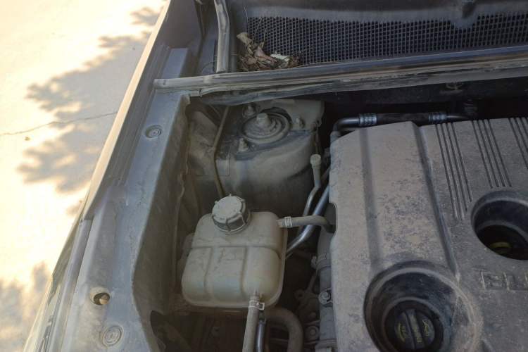 Used CHANGAN CS75 PLUS 2020 1.5T Automatic Luxury Version Engine Bay Right
