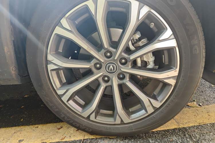 Used CHANGAN CS75 PLUS 2020 2.0T Automatic Flagship Edition Right Front Wheel Hub