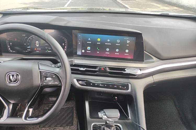 Used CHANGAN CS75 PLUS 2020 1.5T Automatic Prestige Edition Audio And AC Panel