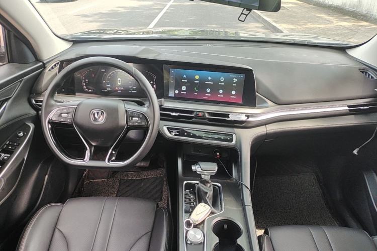 Used CHANGAN CS75 PLUS 2020 1.5T Automatic Prestige Edition Center Console